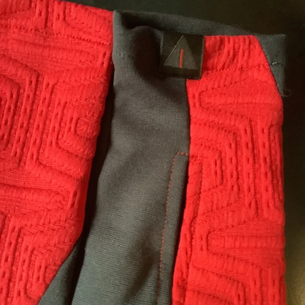 Zolnar Red and Black Unisex WRW2 8 HALF FINGER GLOVES-Medium